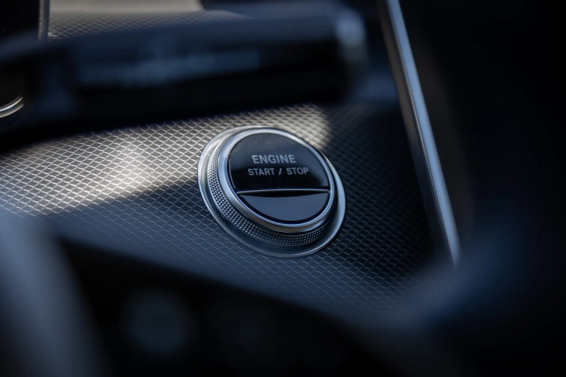 Mercedes-Benz C 300 e T 9G-TRONIC Avantgarde 17