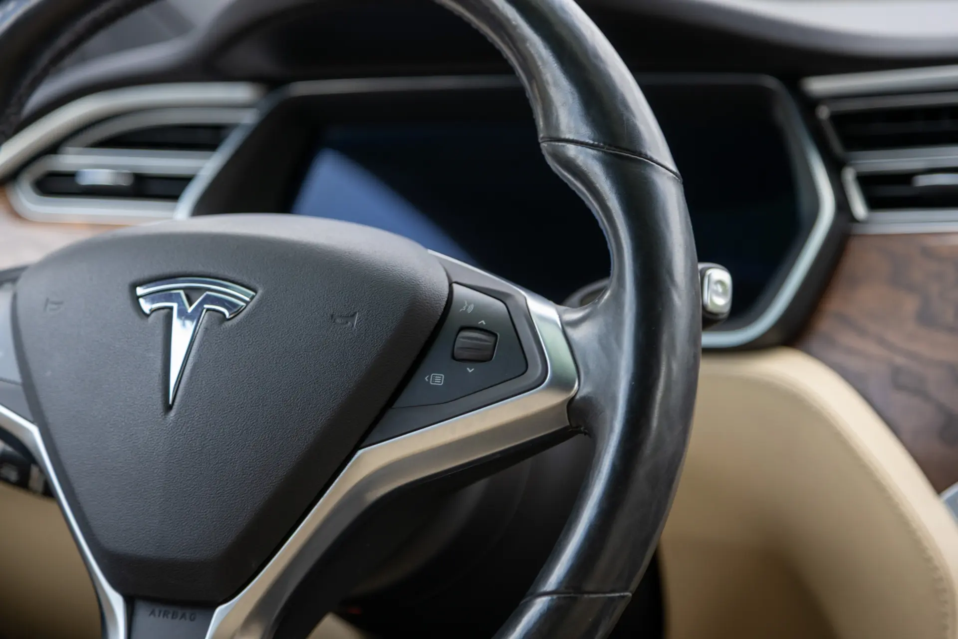 Tesla Model X Signature P90D AWD 77