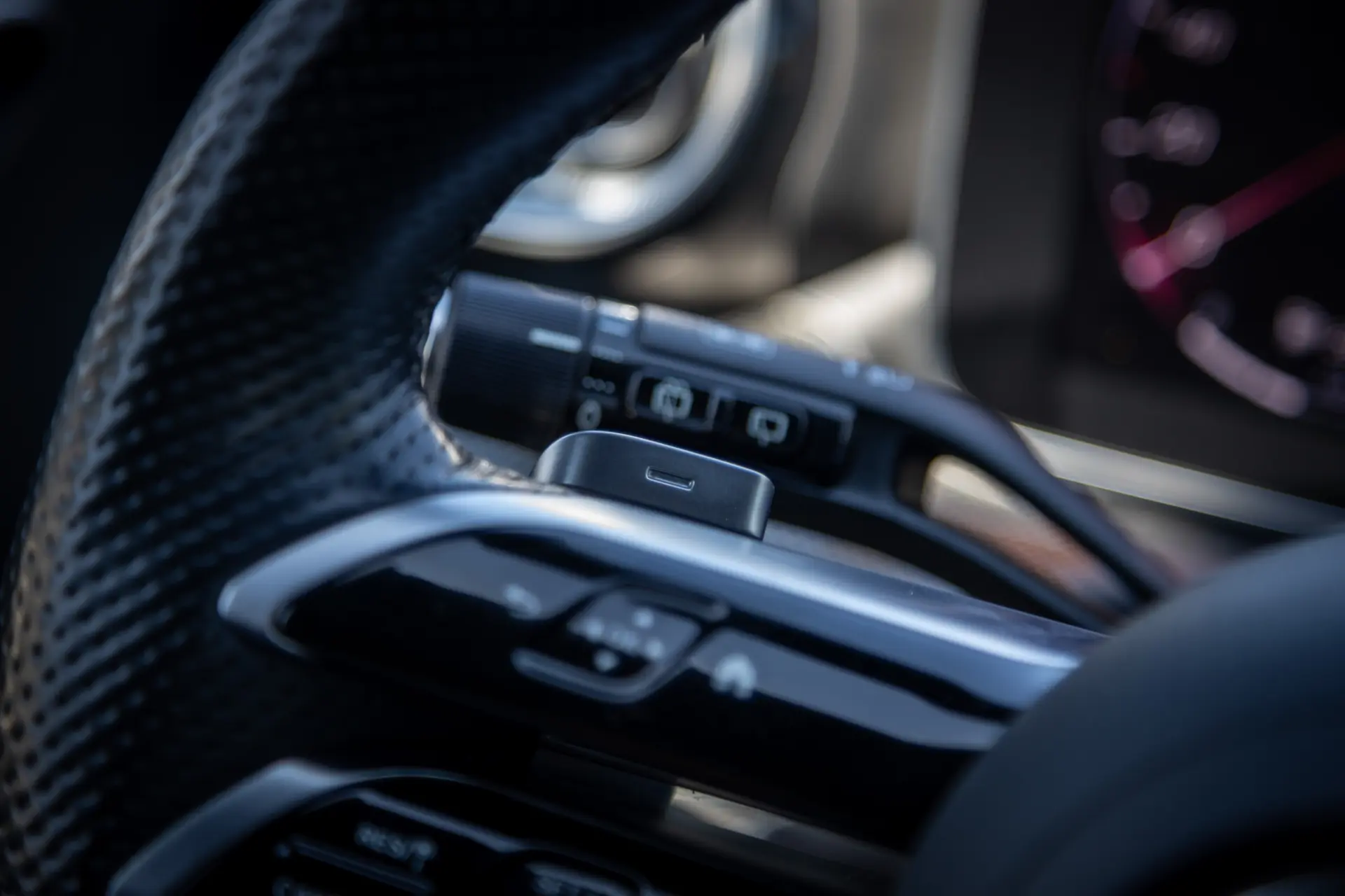Mercedes-Benz C 300 e T 9G-TRONIC AMG Line 68