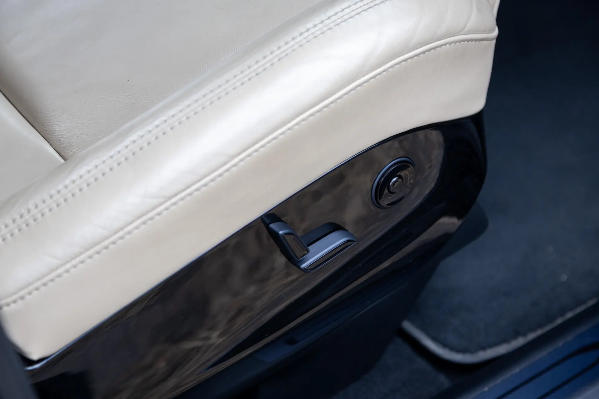 Tesla Model X Signature P90D AWD 107