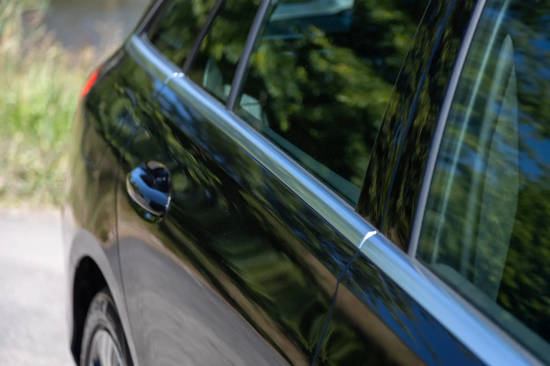 Mercedes-Benz C 300 e T 9G-TRONIC Avantgarde 8