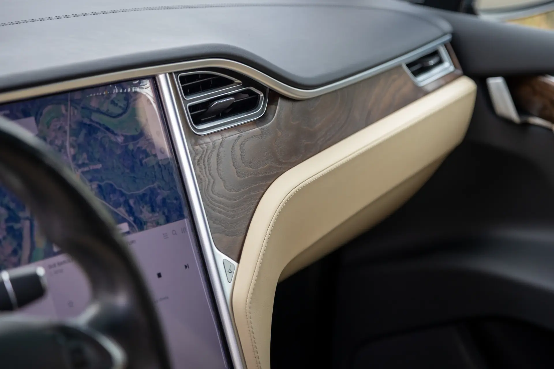 Tesla Model X Signature P90D AWD 81