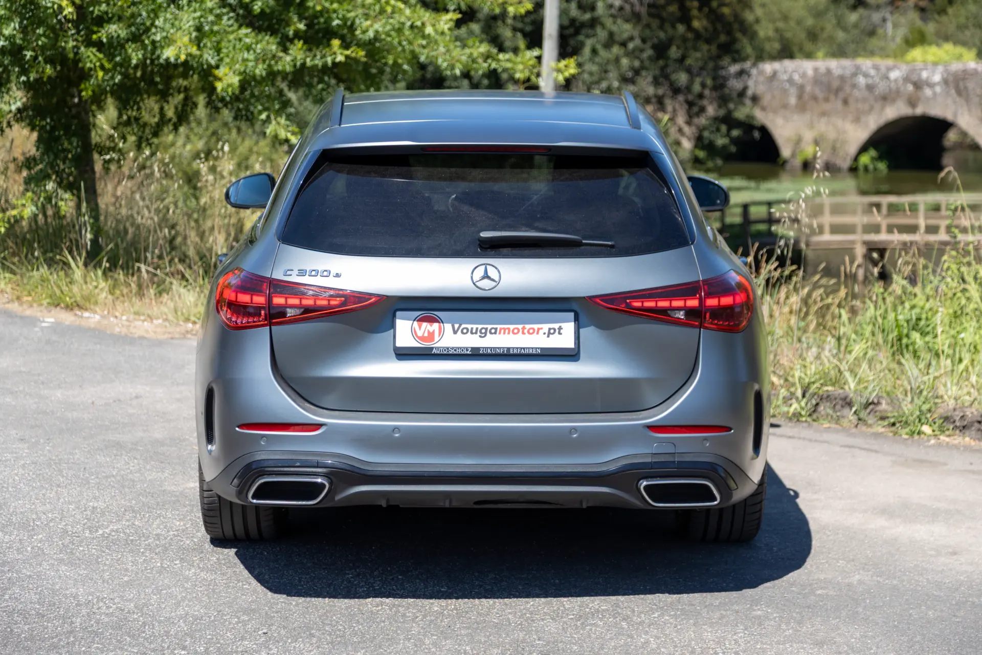 Mercedes-Benz C 300 e T 9G-TRONIC AMG Line 35