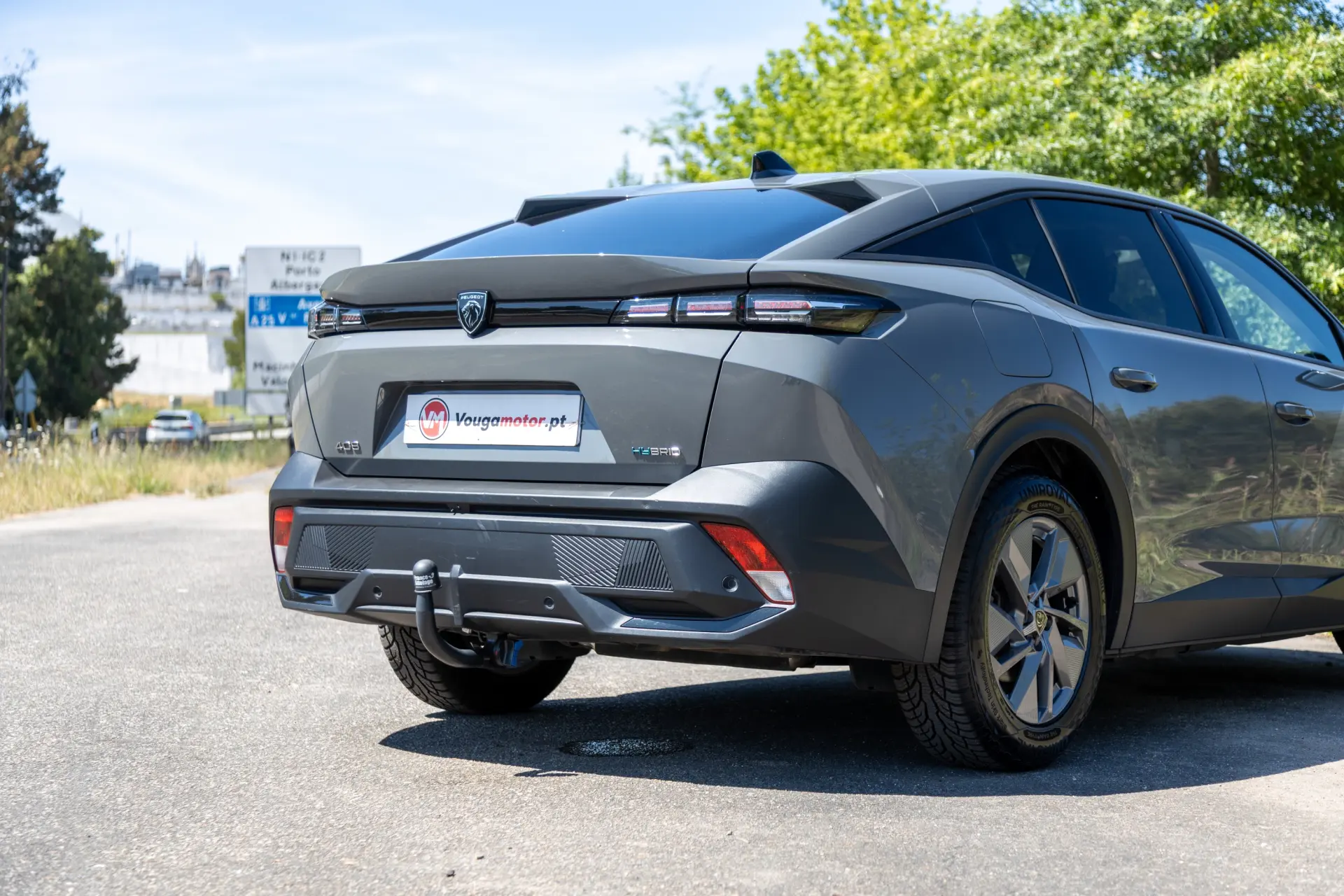 Peugeot 408 1.6 Hybrid Allure Pack e-EAT8 27