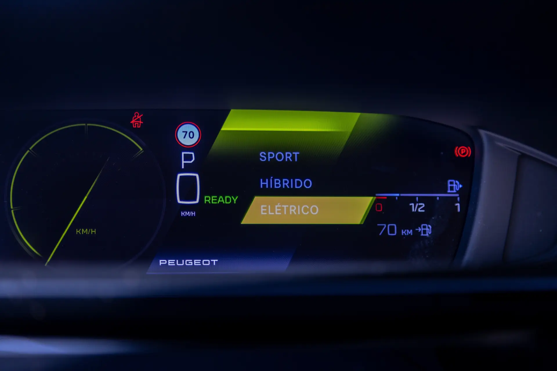 Peugeot 408 1.6 Hybrid Allure Pack e-EAT8 73