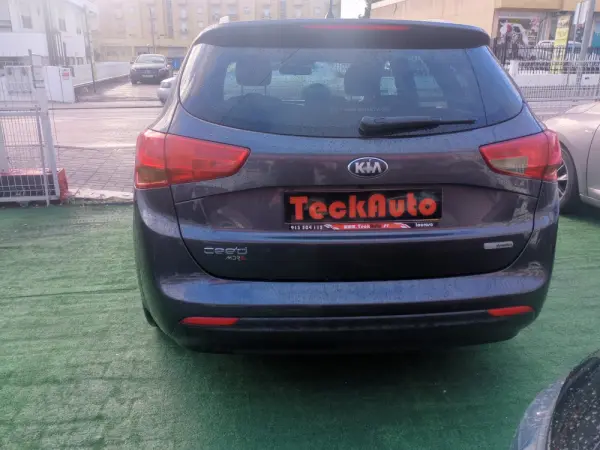 Kia Ceed SW 1.4 CRDi More 6