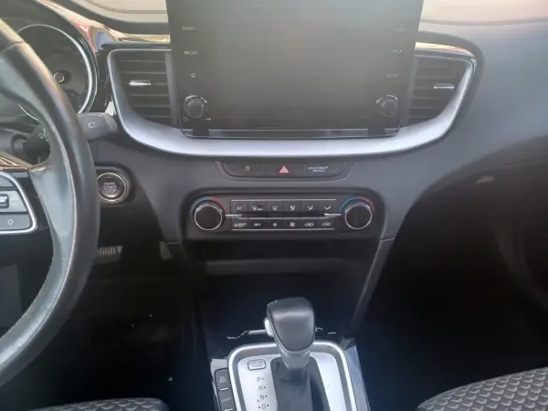 Kia XCeed 1.6 GDi PHEV Drive 18