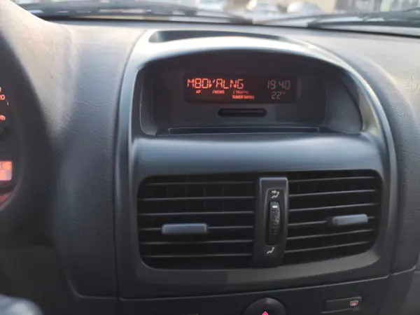 Renault Clio 1.2 16V Dynamique 18