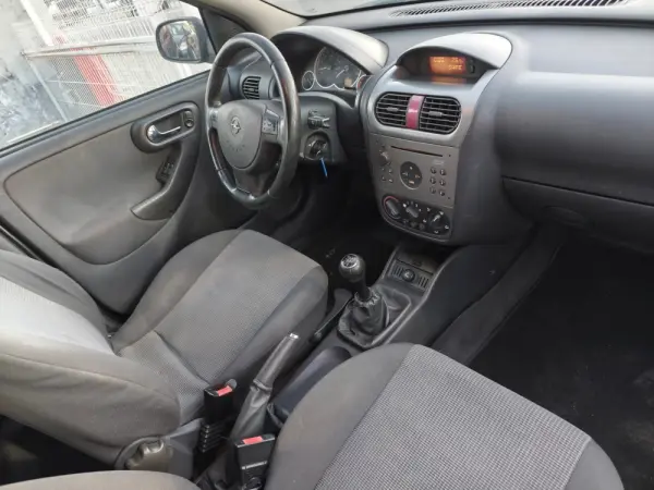Opel Corsa 1.3 CDTI Cosmo 8