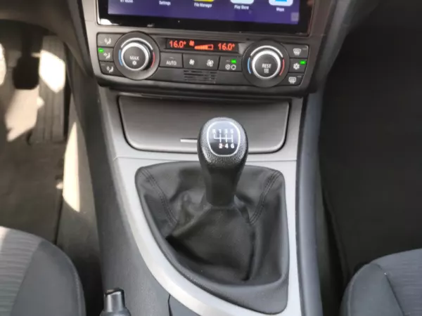 BMW 118 d (2007-2011) 19