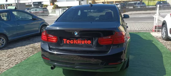 BMW 318 d Auto Line Sport (2012-2015) 9