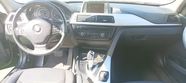 BMW 318 d Auto Line Sport (2012-2015) 14