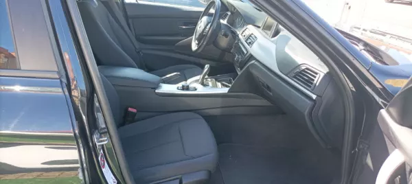 BMW 318 d Auto Line Sport (2012-2015) 22