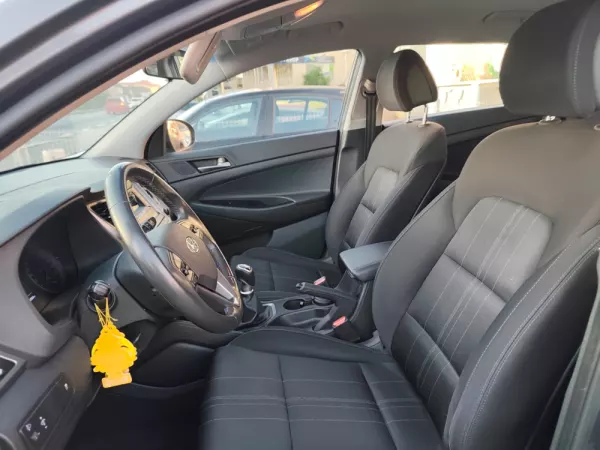 Hyundai Tucson 1.7 CRDi Creative (2015-2016) 14