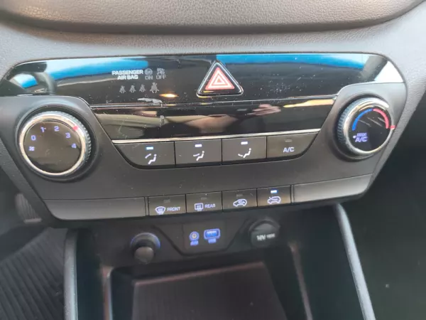 Hyundai Tucson 1.7 CRDi Creative (2015-2016) 22