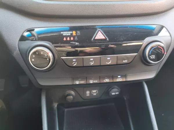 Hyundai Tucson 1.7 CRDi Creative (2015-2016) 23