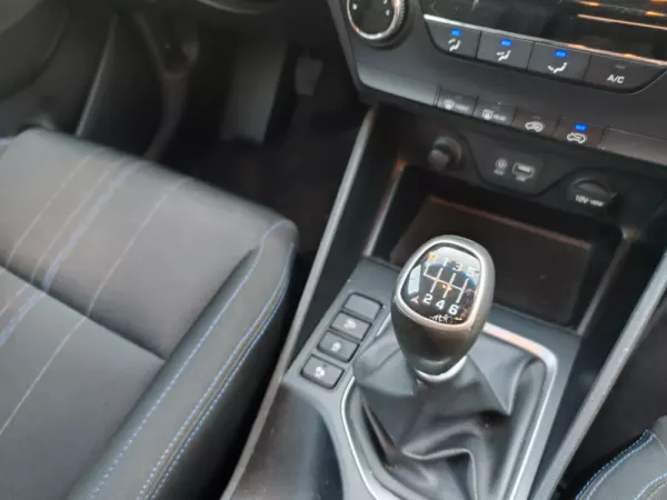 Hyundai Tucson 1.7 CRDi Creative (2015-2016) 32