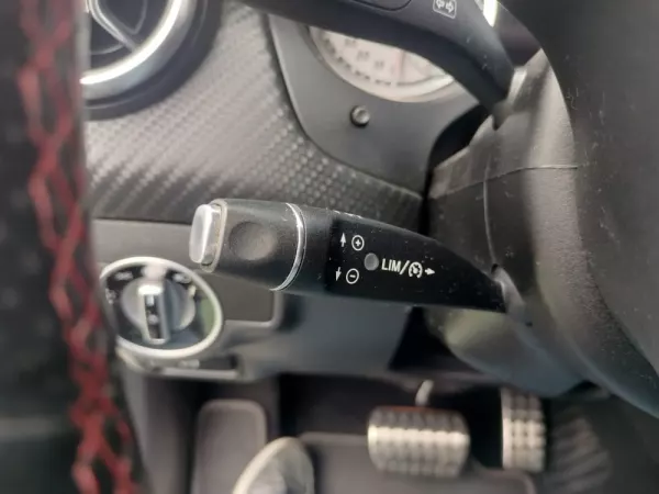 Mercedes-Benz A 180 AMG 20