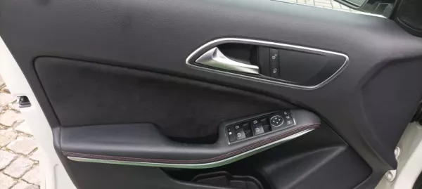 Mercedes-Benz A 180 AMG 29