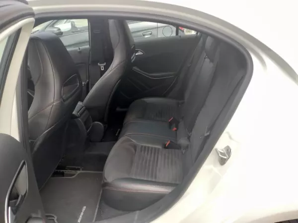 Mercedes-Benz A 180 AMG 31