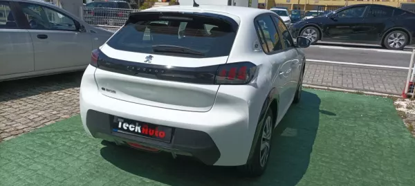 Peugeot e-208 50 KWh Active Pack 7