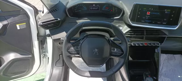 Peugeot e-208 50 KWh Active Pack 11