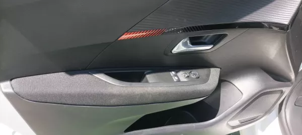 Peugeot e-208 50 KWh Active Pack 21