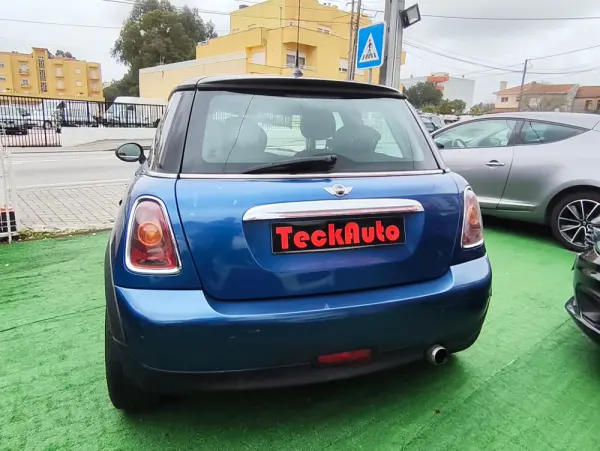 MINI 3 Portas Cooper D 10