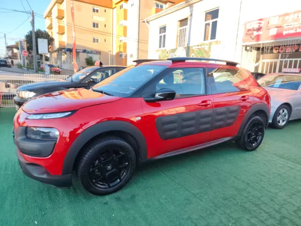 Citroën C4 Cactus 1.2 PureTech Feel 4