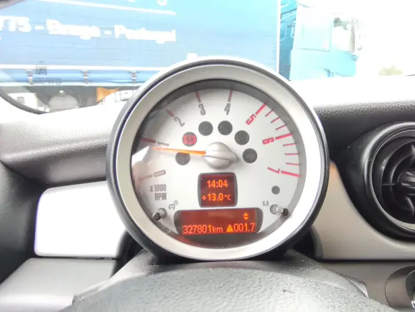 MINI 3 Portas Cooper D 16