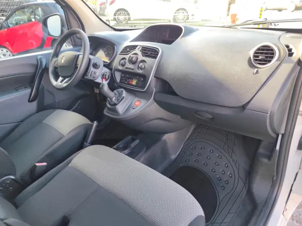 Renault Kangoo 1.5 Blue dCi Zen 17
