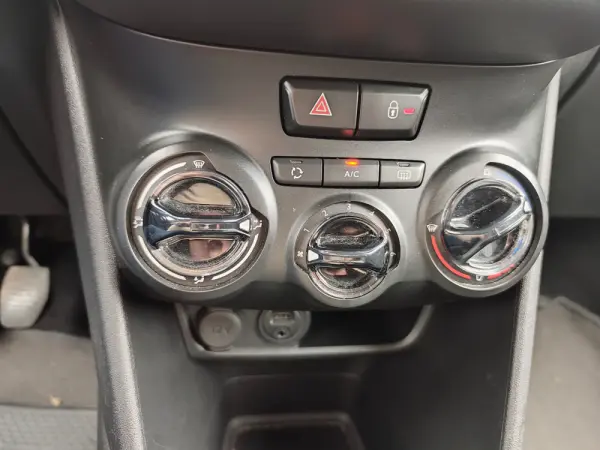 Peugeot 208 1.2 PureTech Active 22