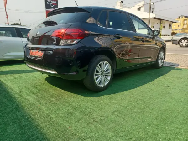 Citroen C4 1.6 BlueHDi Feel 10