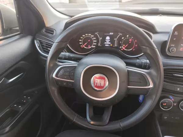 Fiat Tipo 1.3 M-Jet Easy 16