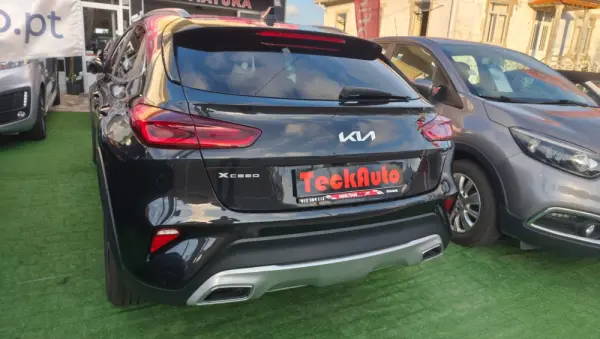 Kia XCeed 1.6 GDi PHEV Drive 10