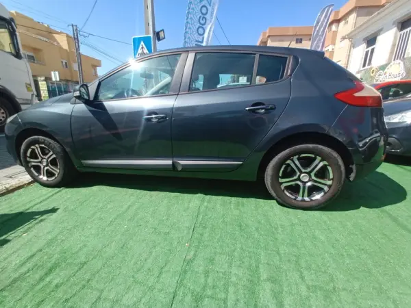 Renault Mégane 1.5 dCi Dynamique 4