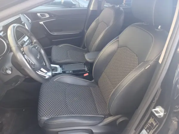Kia XCeed 1.6 GDi PHEV Drive 17