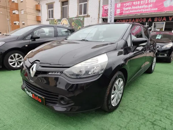 Renault Clio 1.2 16V Confort 130g 3