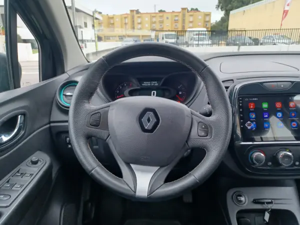 Renault Captur 1.5 dCi Sport 12