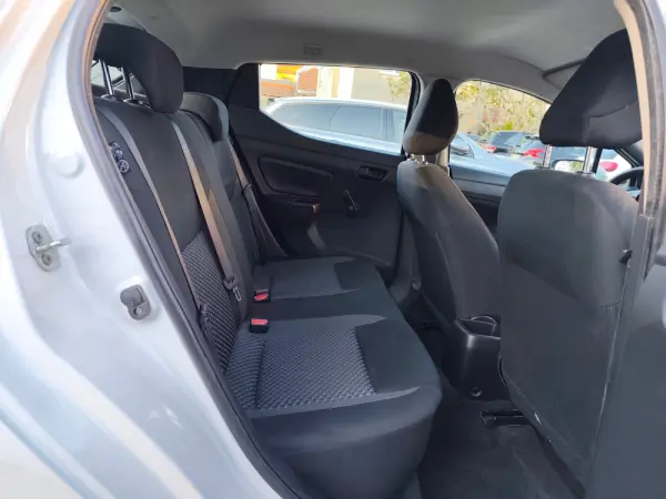 Nissan Micra 1.5 dCi N-Connecta S/S 12