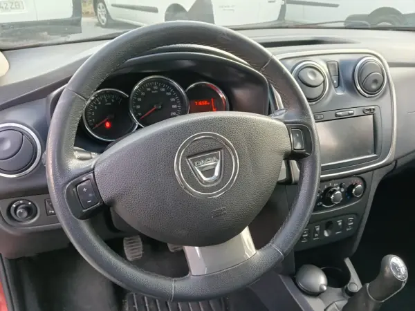 Dacia Sandero 1.5 dCi Stepway 16