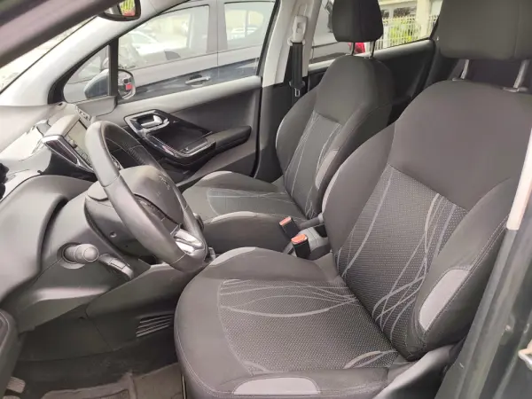 Peugeot 208 1.2 PureTech Active 13