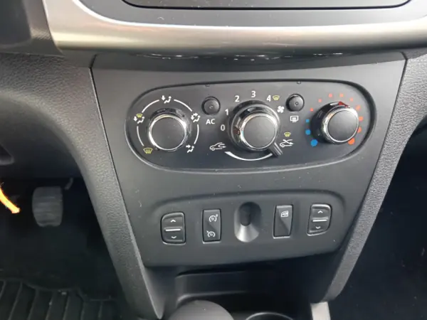 Dacia Sandero 1.5 dCi Stepway 13