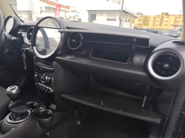 MINI 3 Portas One D 21