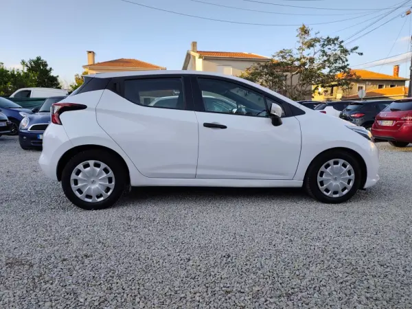 Nissan Micra 1.5 dCi N-Connecta S/S 9