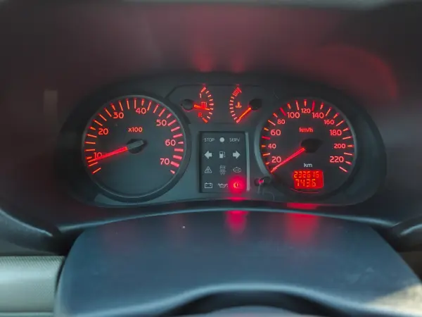 Renault Clio 1.2 16V Dynamique 19