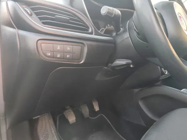 Fiat Tipo 1.3 M-Jet Easy 18
