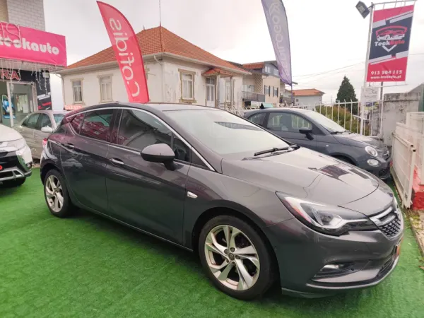 Opel Astra 1.6 CDTi Cosmo Start/Stop 12