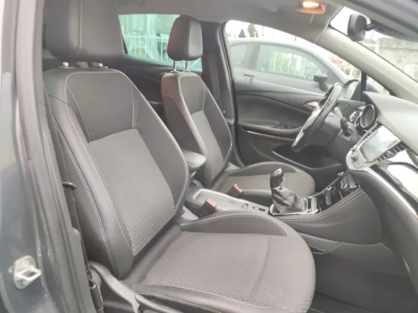 Opel Astra 1.6 CDTi Cosmo Start/Stop 35