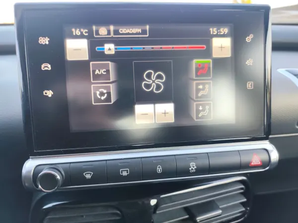 Citroën C4 Cactus 1.2 PureTech Feel 18